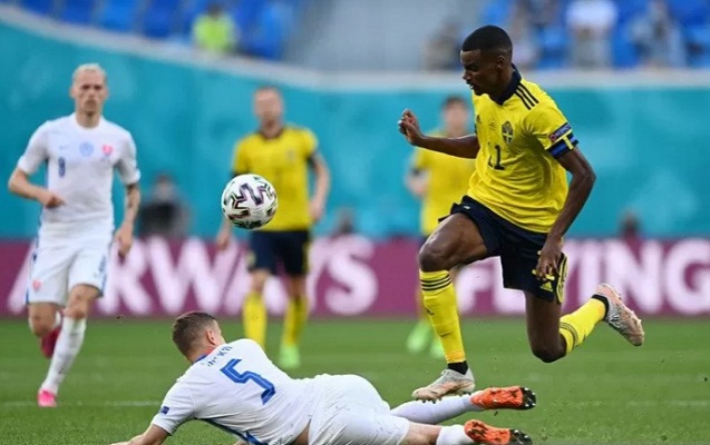 Penyerang tim nasional Swedia Alexander Isak